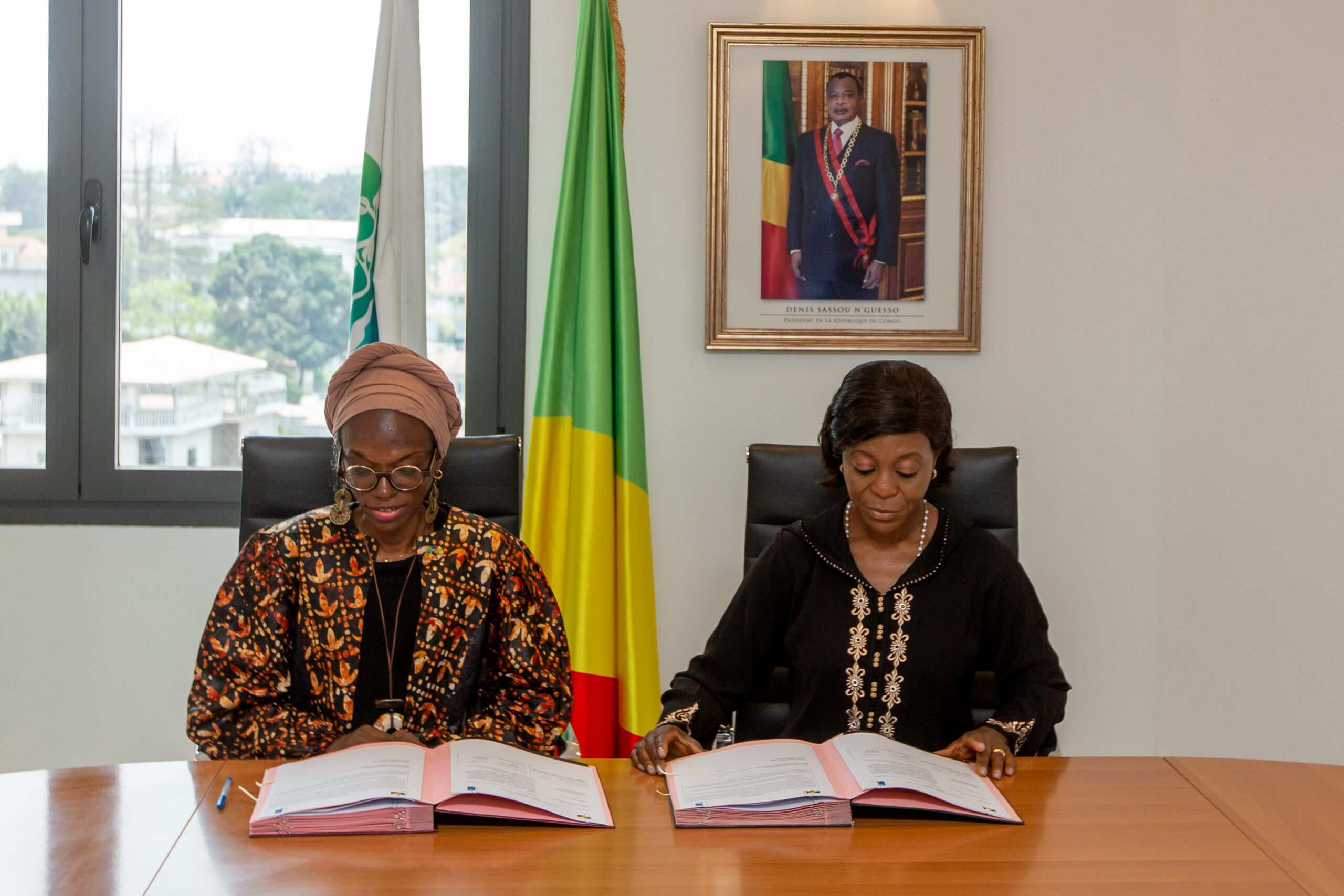 Signature d’un accord de partenariat technique et financier entre la Ministre Soudan-Nonault et la représentante du PNUD-CONGO